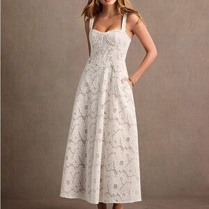 Elegant White Lace Maxi Dress